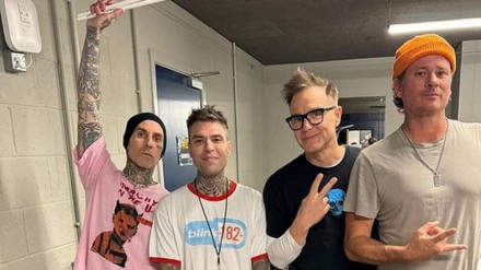 Fedez dopo il ricovero al concerto dei Blink-182 a Manchester: 